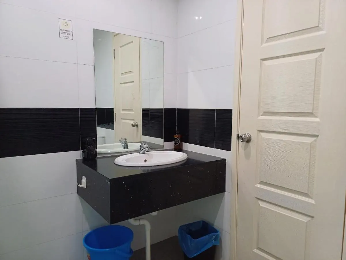 Apartment Mansionone Gleneagles Superb Seaview 8Pax 2Bedrooms 1Bathroom By Amrayhomes George Town